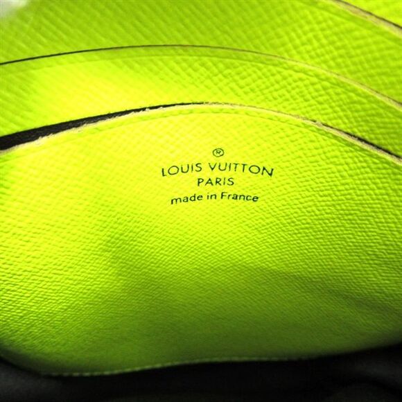 Pre Loved Louis Vuitton Monogram Wearable Wallet Bag in Brown - Picture 7 of 11